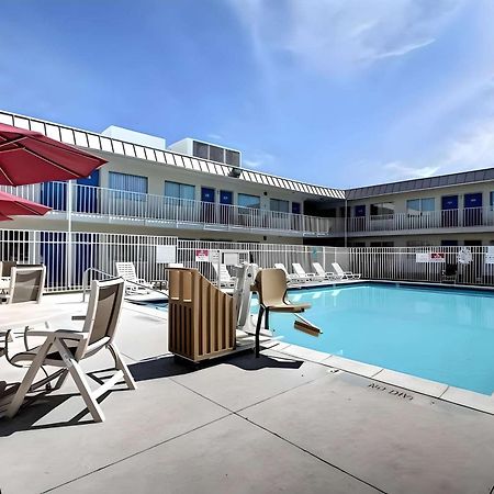 Econo Lodge מידוויל מראה חיצוני תמונה