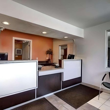 Econo Lodge מידוויל מראה חיצוני תמונה