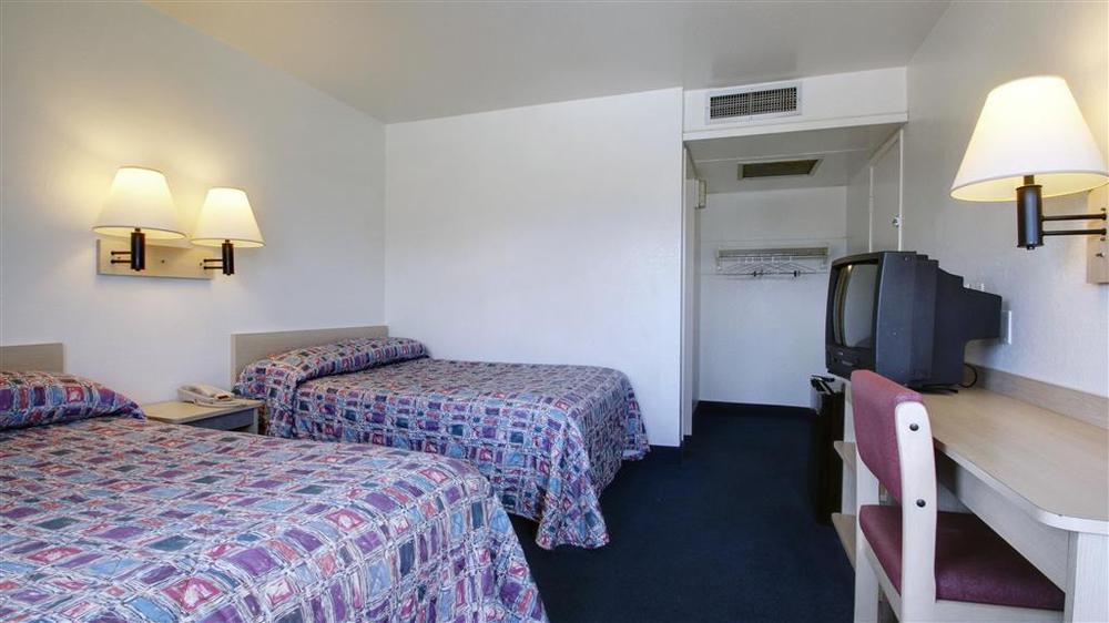 Econo Lodge מידוויל חדר תמונה