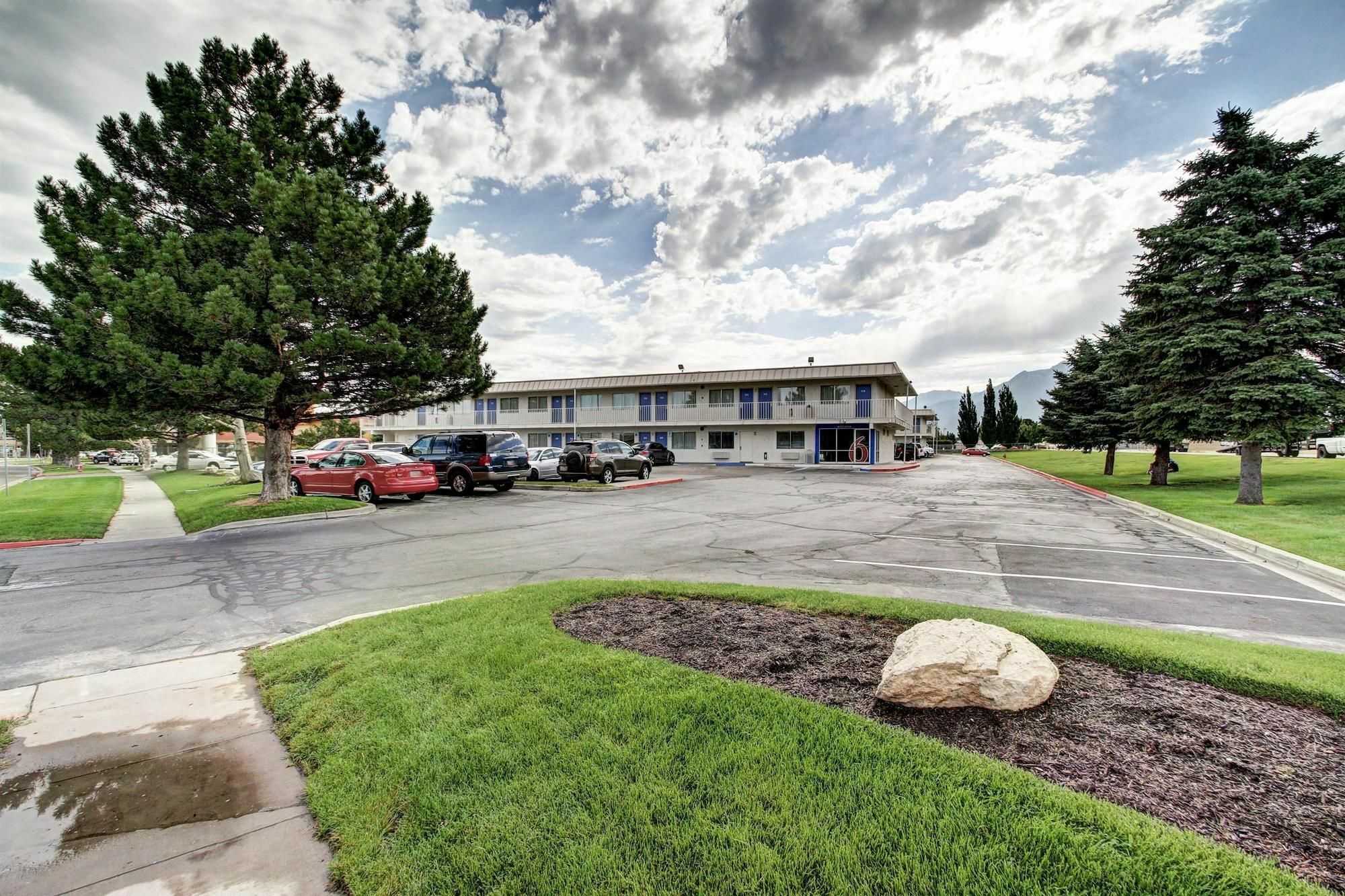Econo Lodge מידוויל מראה חיצוני תמונה